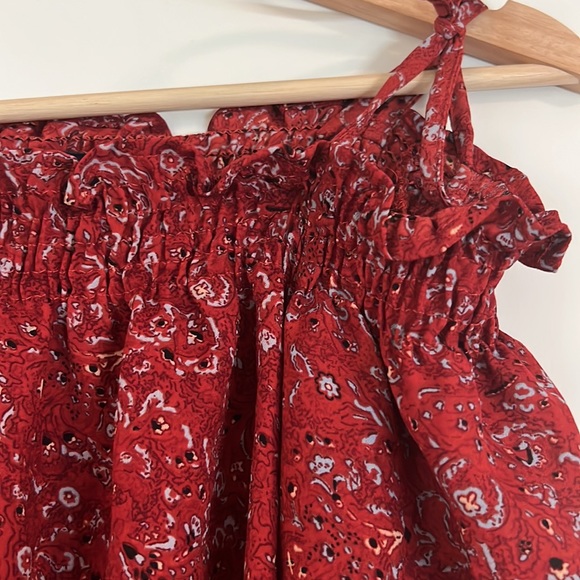 Red color top with strips - Picture 4 of 4